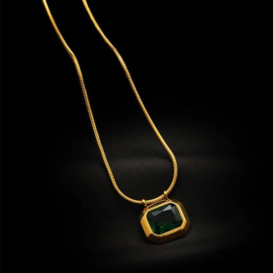 Gold-Tone Snake Chain Necklace with Emerald Green Faceted Crystal Pendant – Bold Geometric