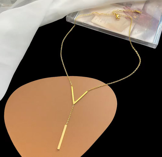 Elegant Gold-Plated V-Bar Y Necklace